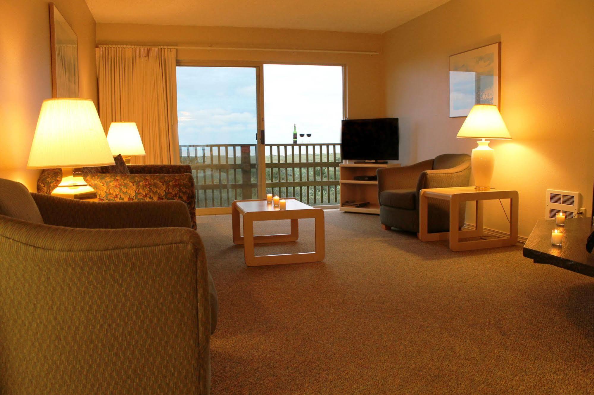 The Polynesian Resort Ocean Shores Exterior photo